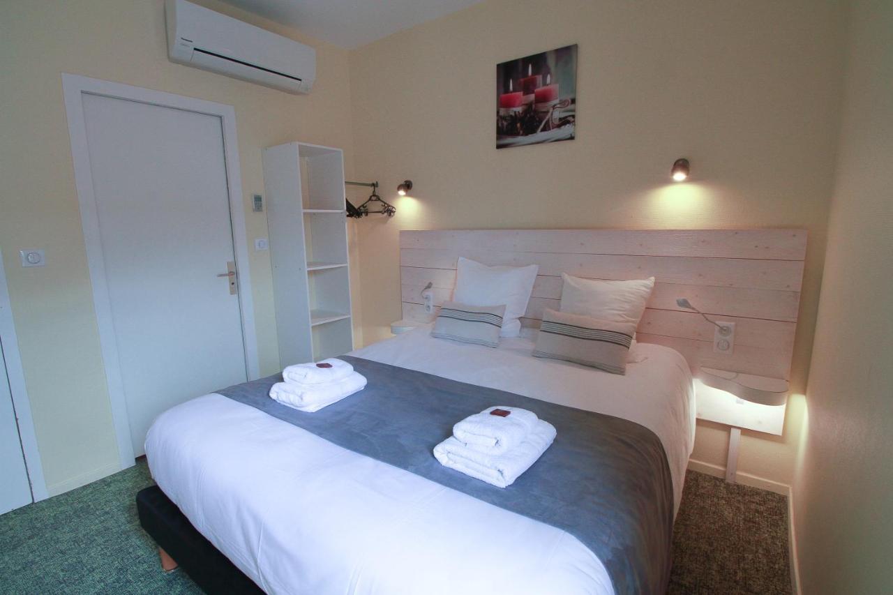 Hotel La Couronne มาร์ม็องด์ ภายนอก รูปภาพ