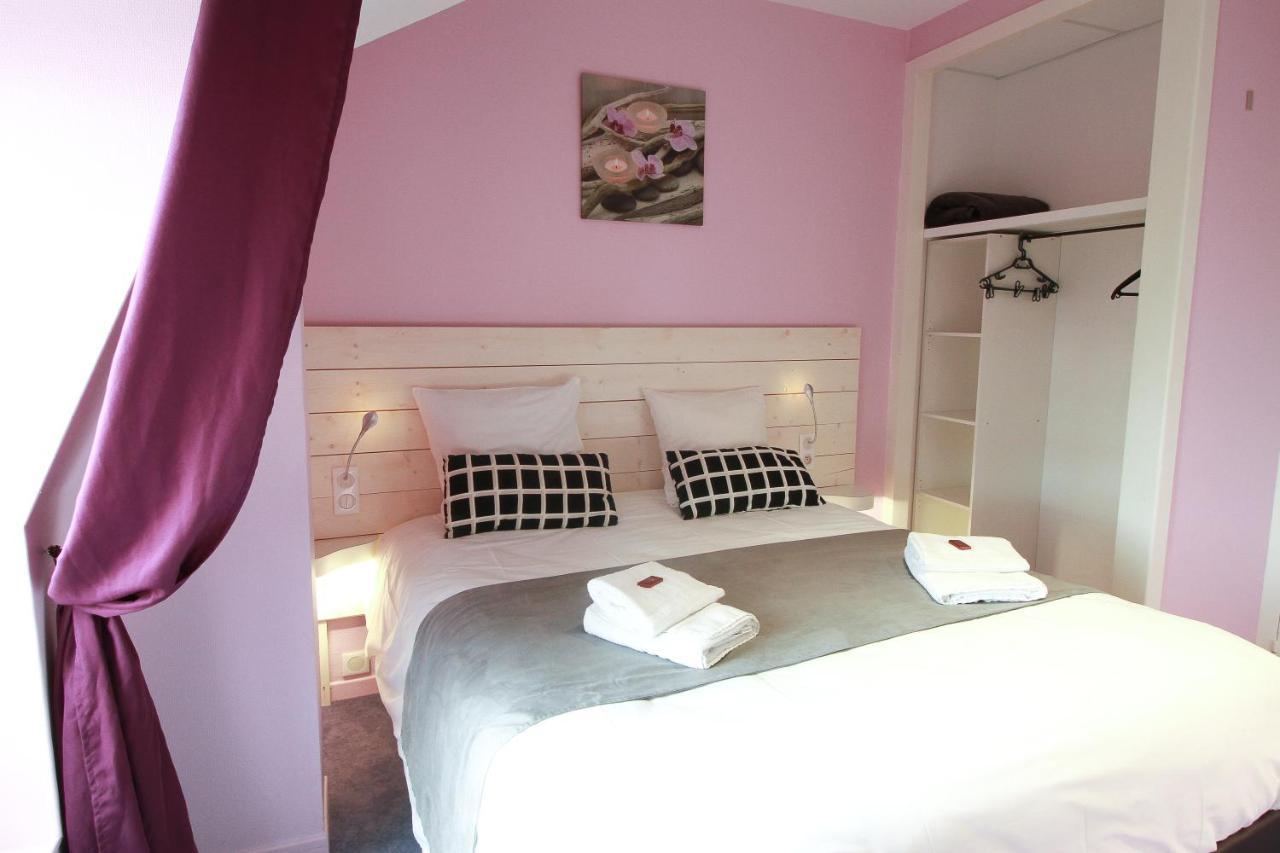Hotel La Couronne มาร์ม็องด์ ภายนอก รูปภาพ