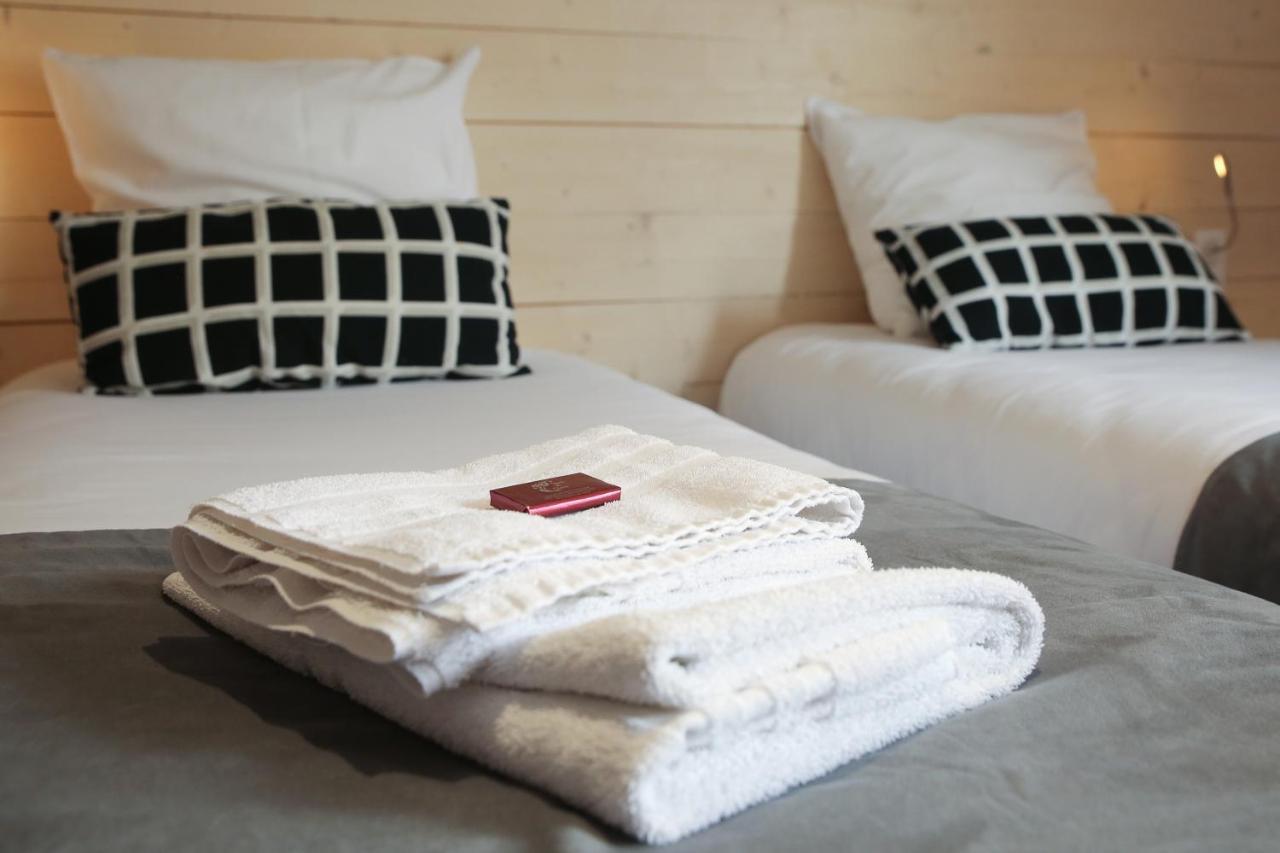 Hotel La Couronne มาร์ม็องด์ ภายนอก รูปภาพ